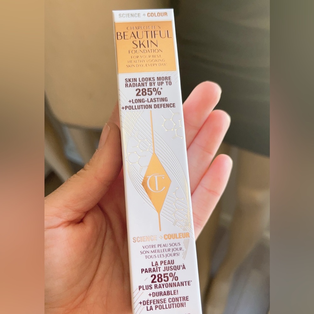 Charlotte tilbury foundation 4 Natural. New